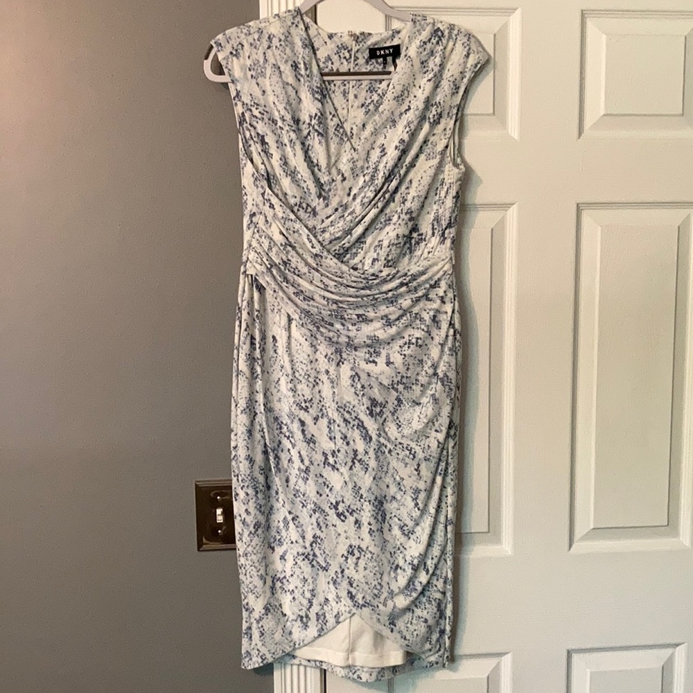 Dkny blue/ white midi dress v neck